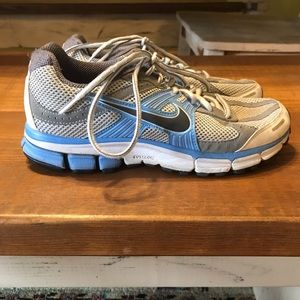 Women’s Nike Tennis Shoe- Nike Pegasus 27